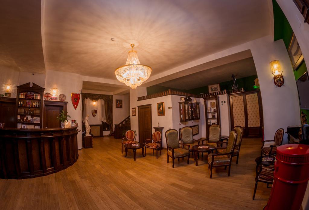 מלון Zărneşti Emire Boutique מראה חיצוני תמונה
